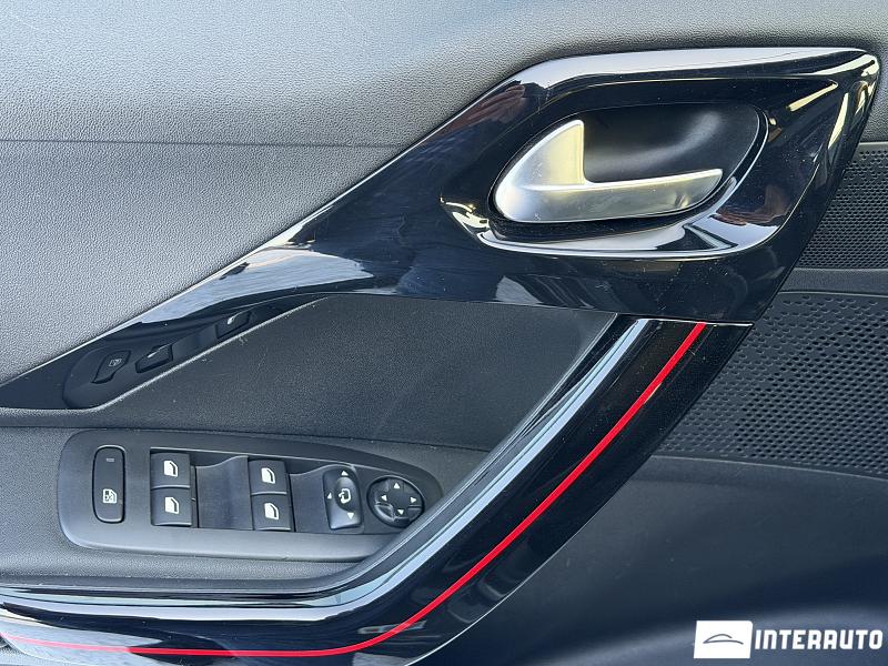 Peugeot 2008 6 peugeot 2008 2019