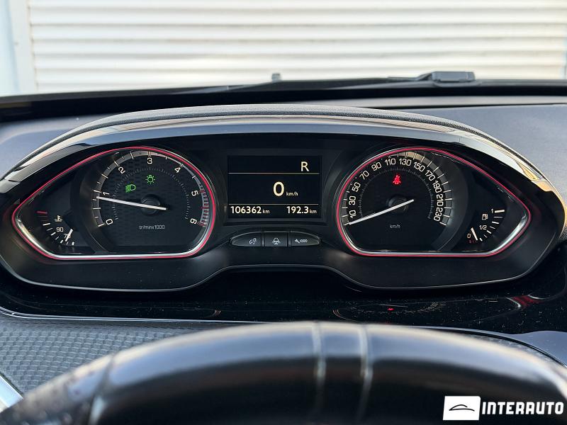 Peugeot 2008 12 peugeot 2008 2019