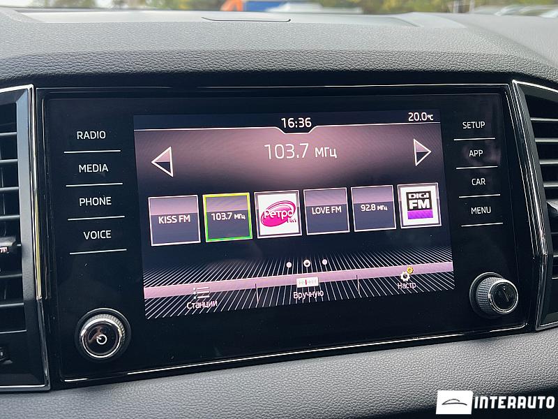 Skoda Karoq 15 skoda karoq 2020