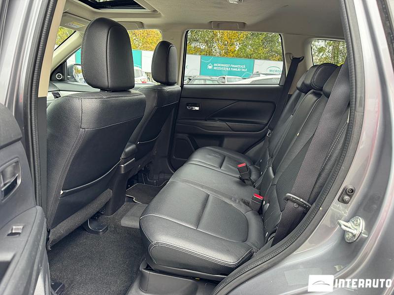 Mitsubishi Outlander 13 mitsubishi outlander 2015