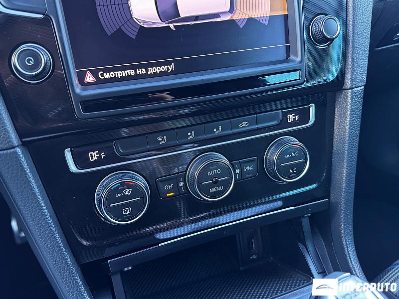 Volkswagen Golf GTE 11 volkswagen golf gte 2015