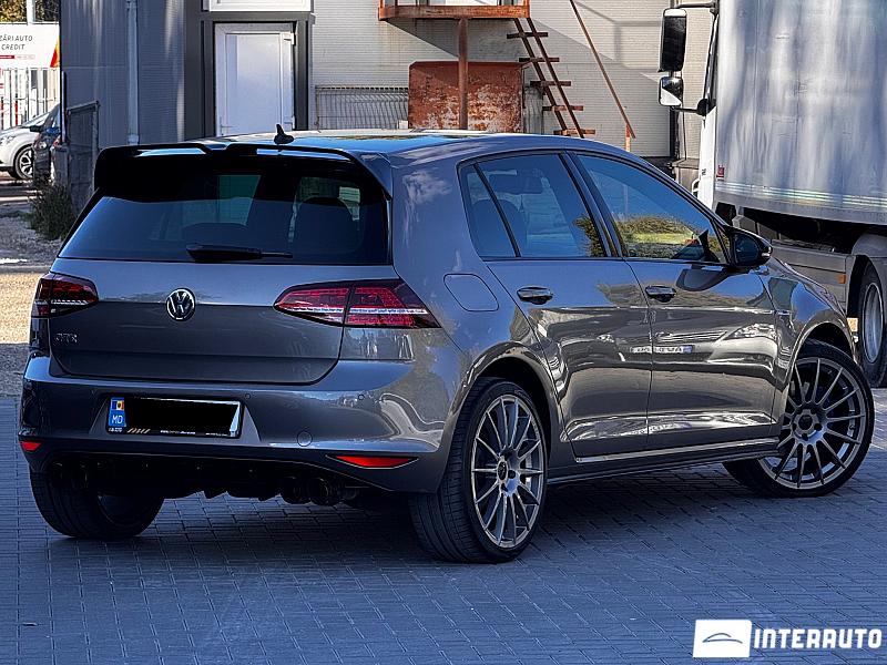 Volkswagen Golf GTE 3 volkswagen golf gte 2015