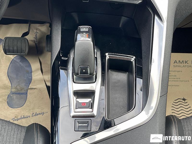 Peugeot 5008 15 peugeot 5008 2020