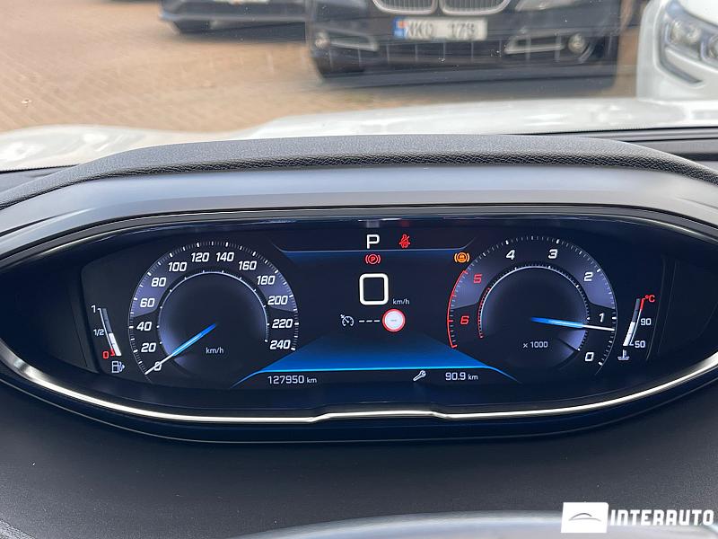 Peugeot 5008 11 peugeot 5008 2020