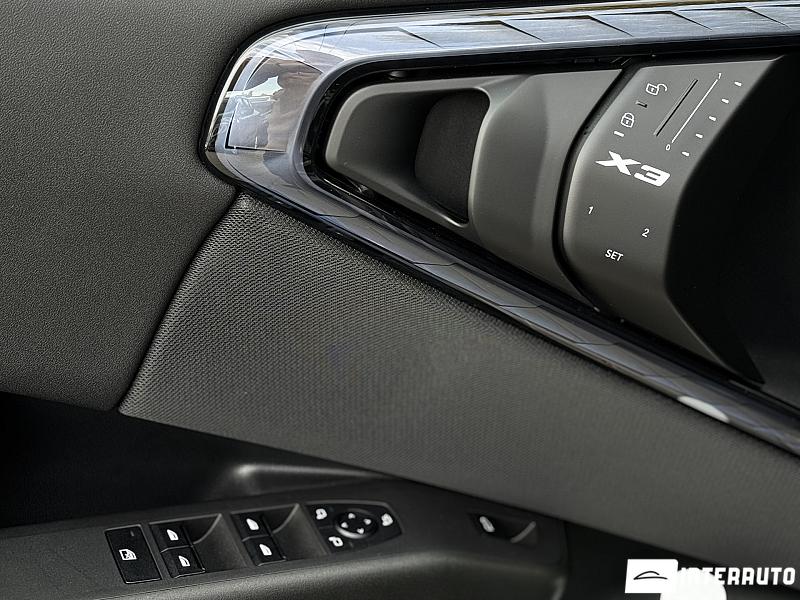 BMW X3 2.0D 9 bmw x3 2.0d 2025