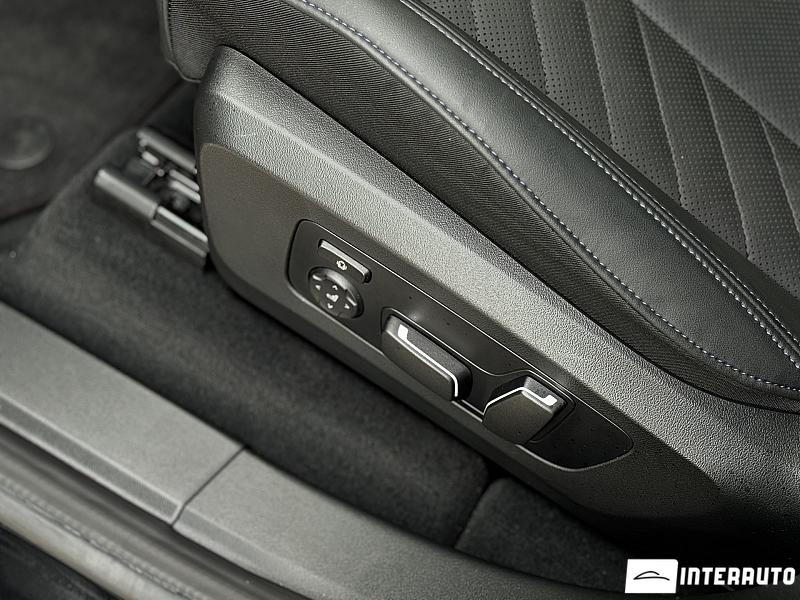 BMW X3 2.0D 12 bmw x3 2.0d 2025