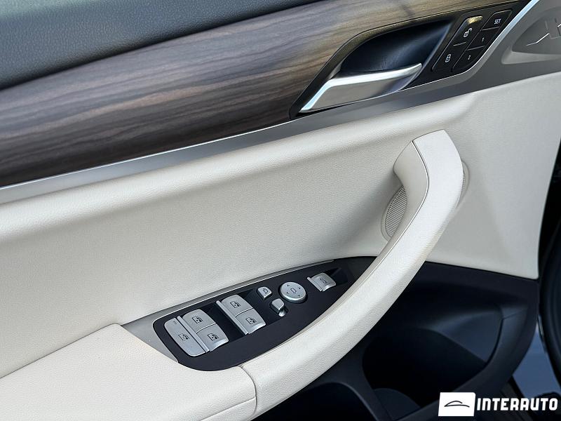 BMW X4 3.0i 8 bmw x4 3.0i 2020