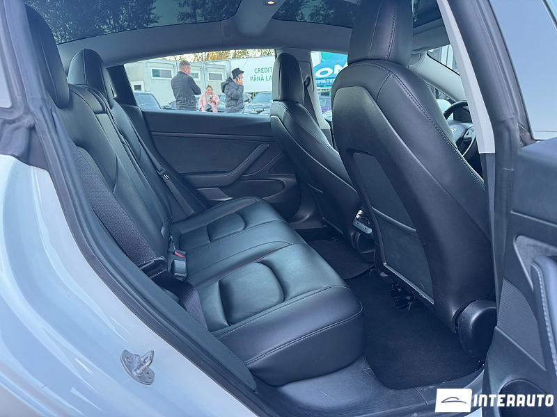 Tesla Model 3 8 tesla model 3 2020