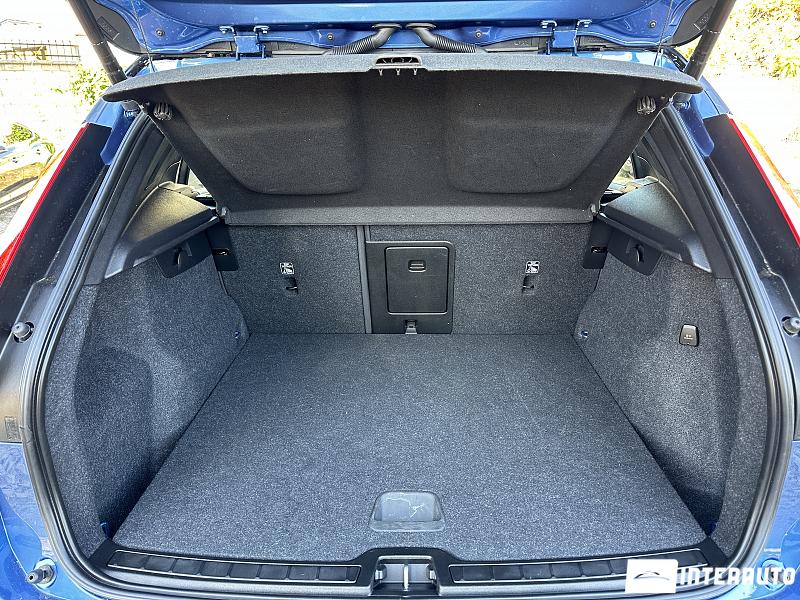 Volvo XC 40 18 volvo xc 40 2021