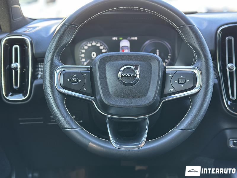 Volvo XC 40 10 volvo xc 40 2021