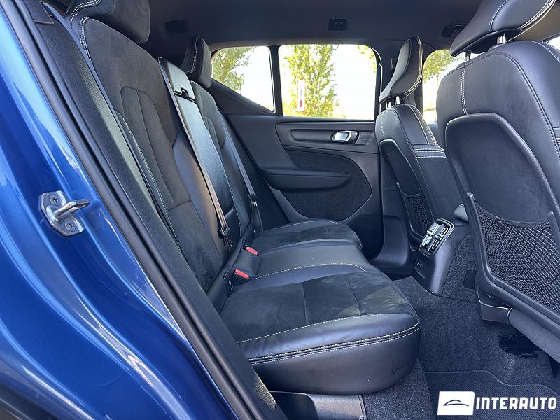 Volvo XC 40 17 volvo xc 40 2021