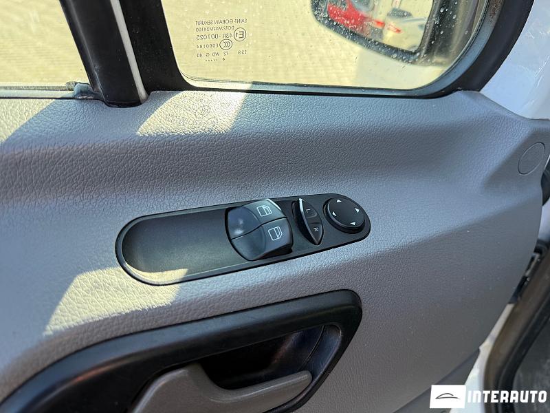 Volkswagen Crafter 6 volkswagen crafter 2014