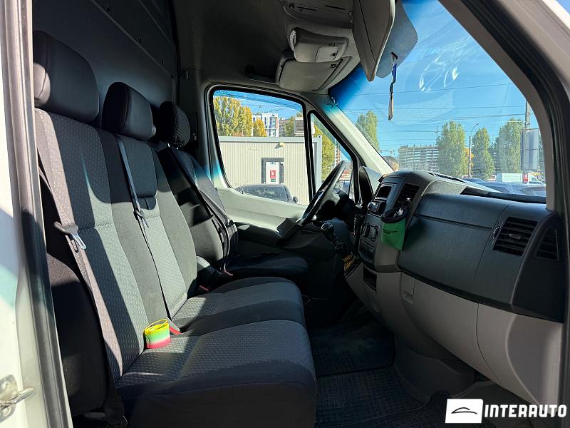 Volkswagen Crafter 12 volkswagen crafter 2014