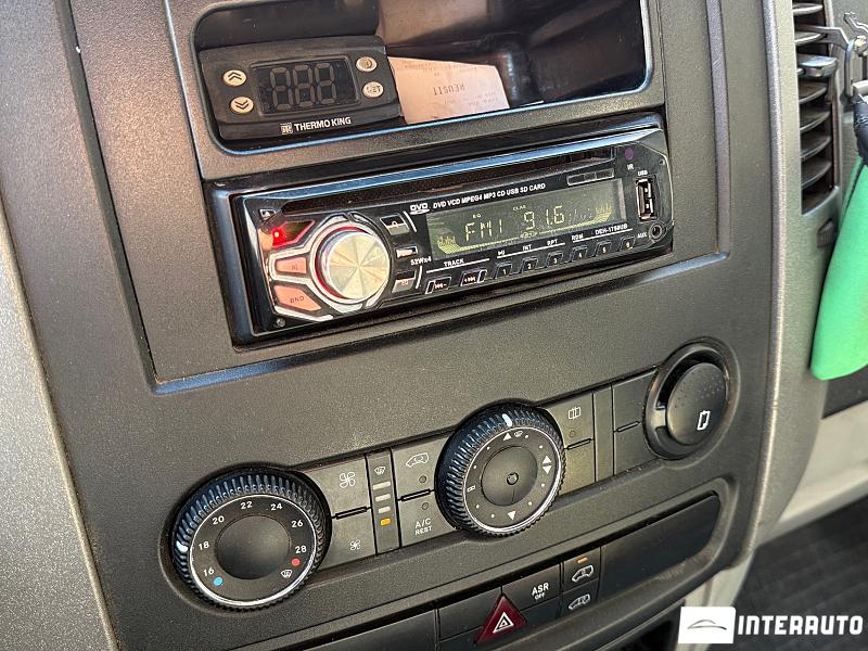 Volkswagen Crafter 10 volkswagen crafter 2014