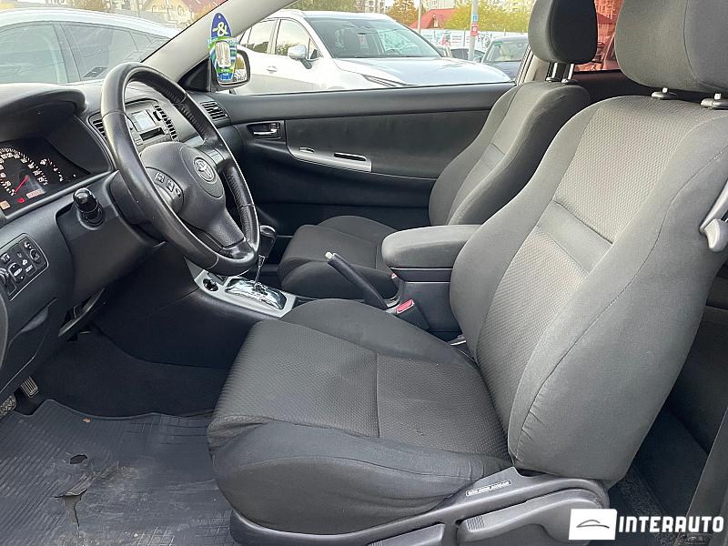 Toyota Corolla 5 toyota corolla 2005