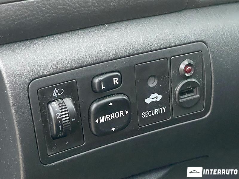 Toyota Corolla 8 toyota corolla 2005