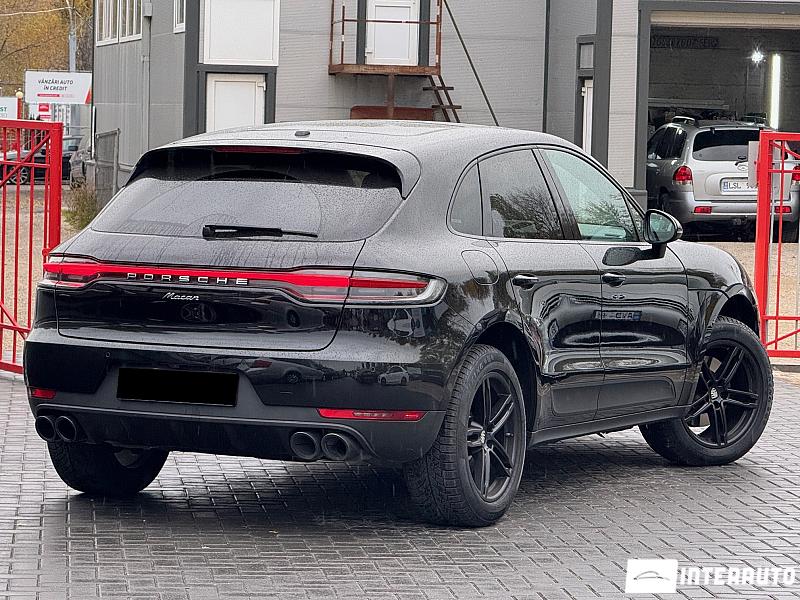 Porsche Macan 2 porsche macan 2019