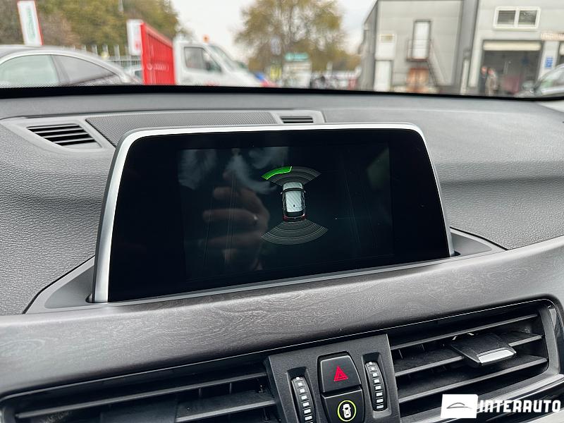 BMW X1 1.8D 10 bmw x1 1.8d 2017