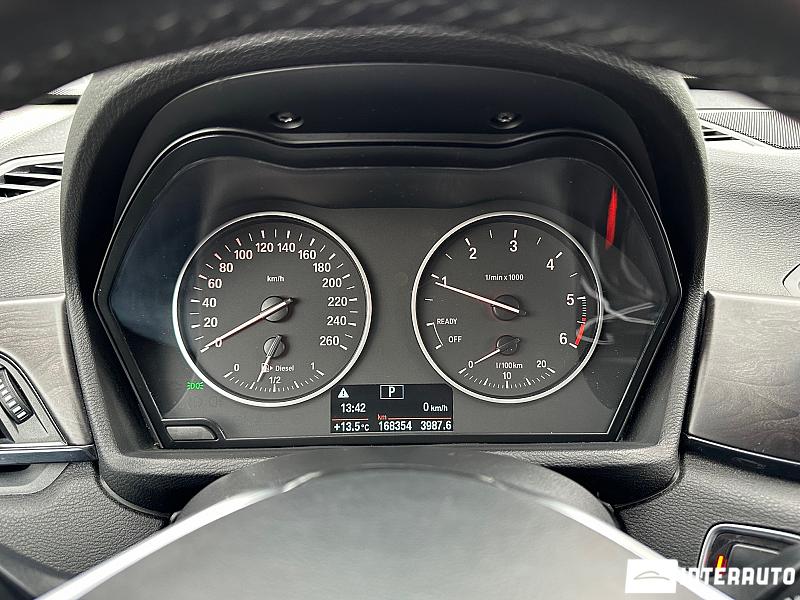 BMW X1 1.8D 9 bmw x1 1.8d 2017