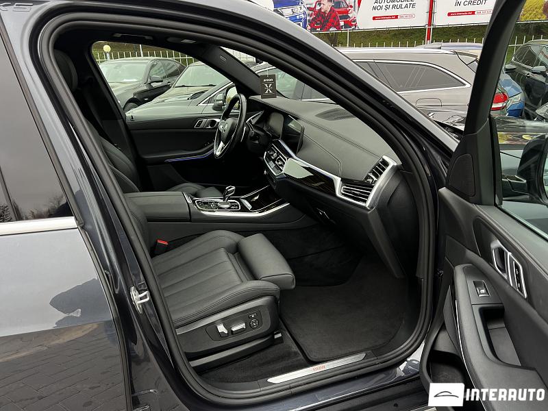 BMW X5 4.0i 5 bmw x5 4.0i 2020