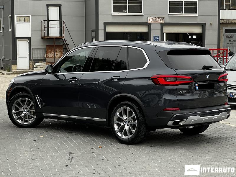 BMW X5 4.0i 3 bmw x5 4.0i 2020