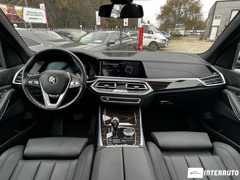 BMW X5 4.0i 8 bmw x5 4.0i 2020