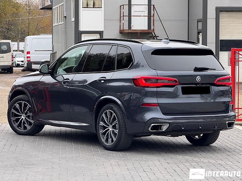 BMW X5 4.0i 4 bmw x5 4.0i 2019