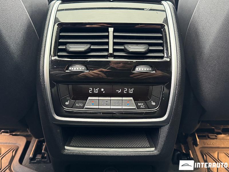 BMW X5 4.0i 20 bmw x5 4.0i 2019