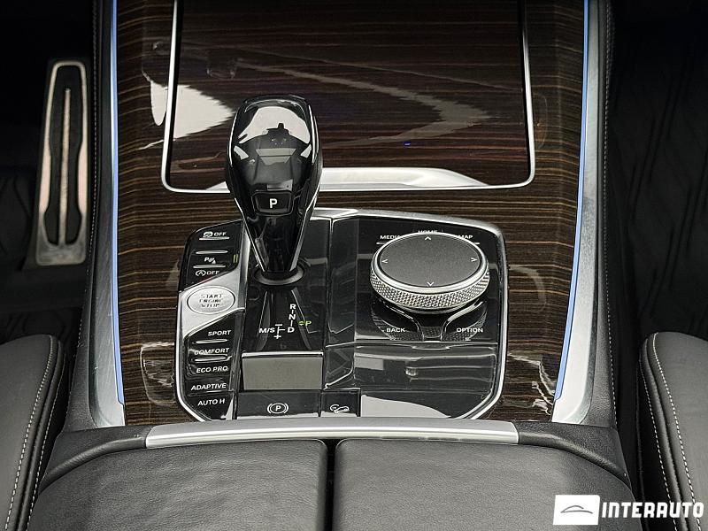 BMW X5 4.0i 16 bmw x5 4.0i 2019