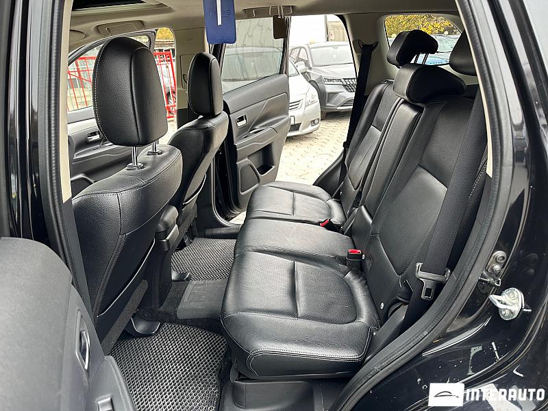 Mitsubishi Outlander 15 mitsubishi outlander 2014