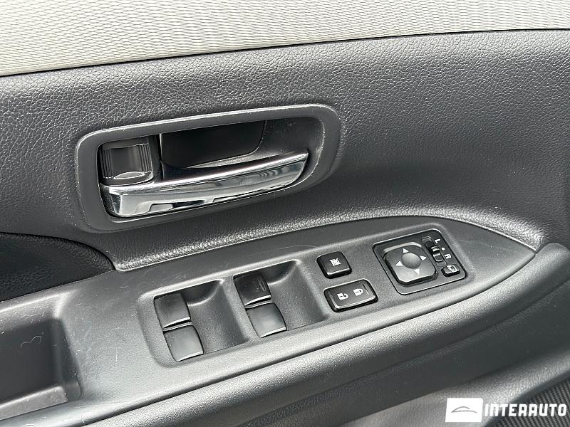 Mitsubishi Outlander 14 mitsubishi outlander 2014