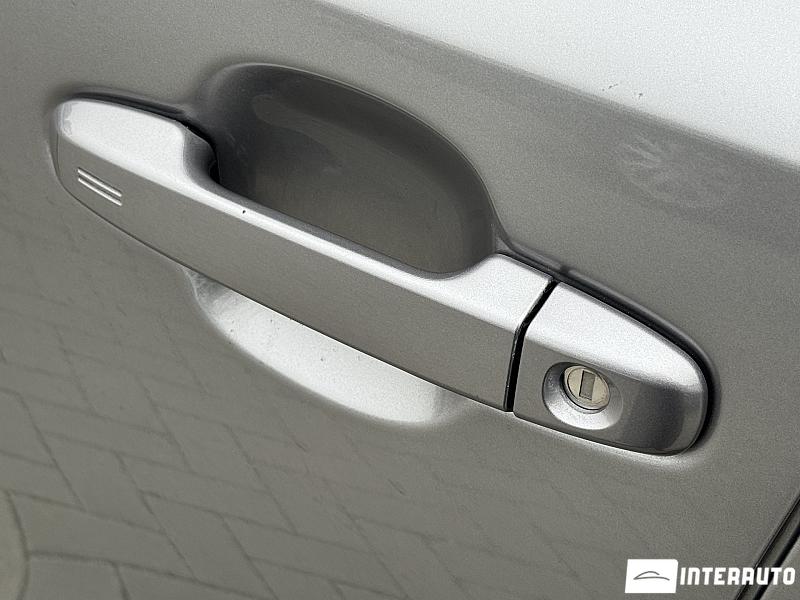 Toyota C-HR 16 toyota c-hr 2016