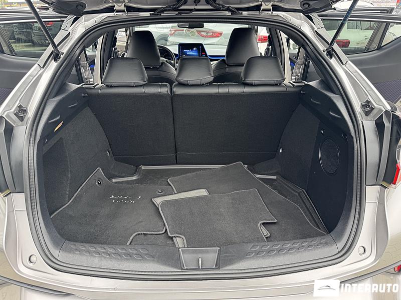 Toyota C-HR 22 toyota c-hr 2016