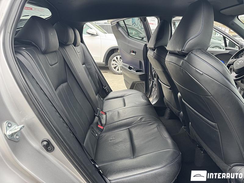 Toyota C-HR 14 toyota c-hr 2016