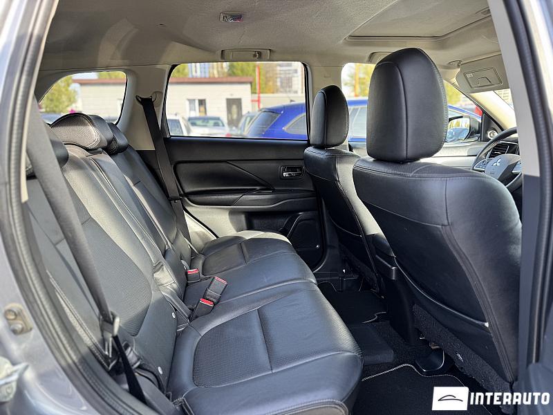 Mitsubishi Outlander 20 mitsubishi outlander 2013