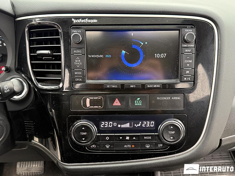 Mitsubishi Outlander 9 mitsubishi outlander 2013