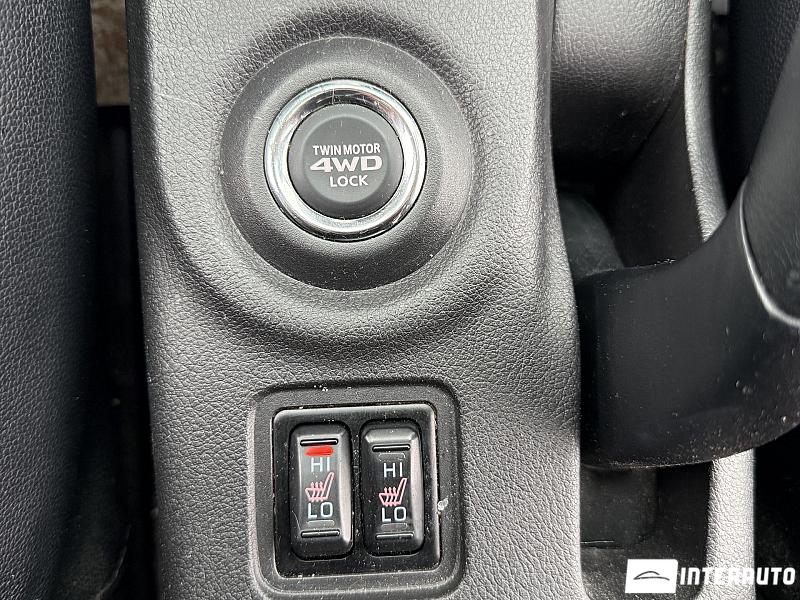 Mitsubishi Outlander 12 mitsubishi outlander 2013