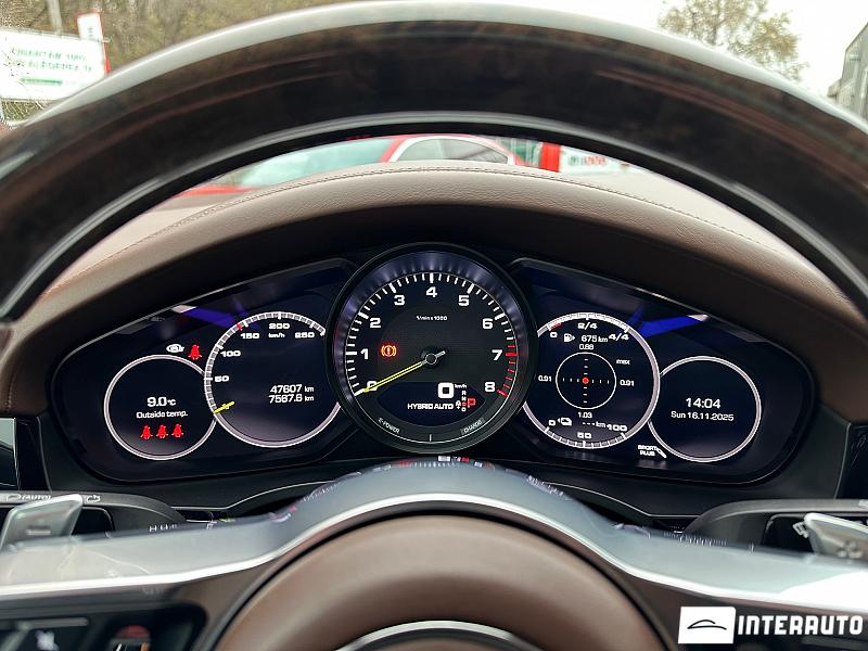 Porsche Cayenne E-Hybrid Coupe 11 porsche cayenne e-hybrid coupe 2021