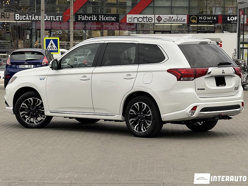 Mitsubishi Outlander 4 mitsubishi outlander 2018
