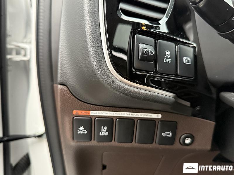 Mitsubishi Outlander 20 mitsubishi outlander 2018