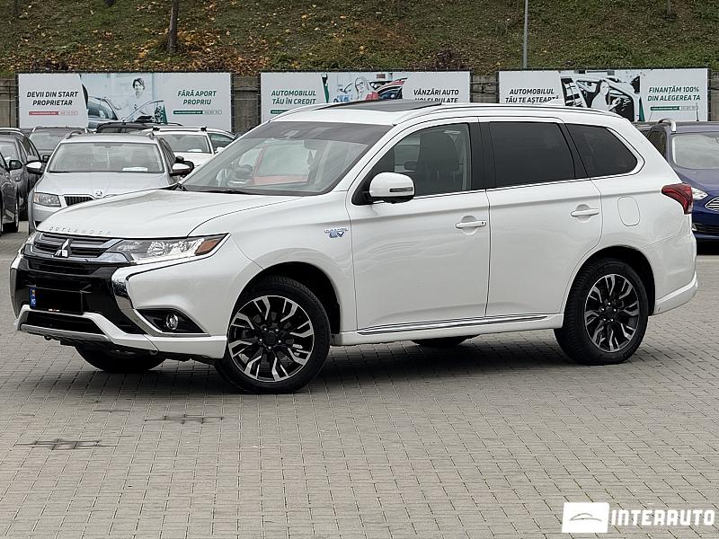 Mitsubishi Outlander 2 mitsubishi outlander 2018