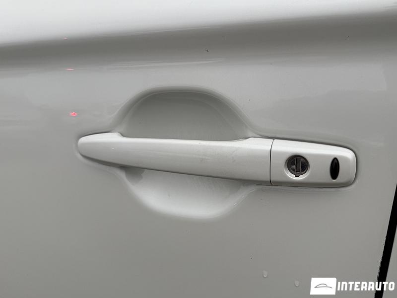 Mitsubishi Outlander 18 mitsubishi outlander 2018