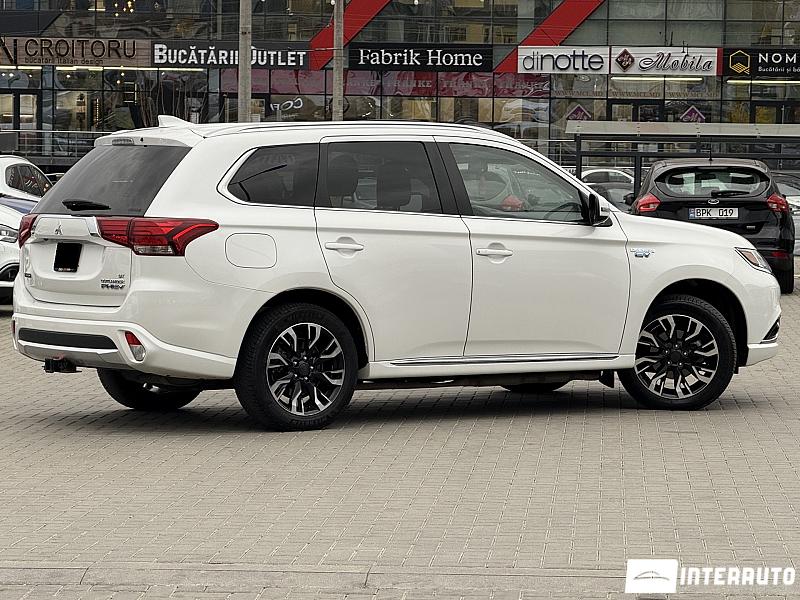 Mitsubishi Outlander 3 mitsubishi outlander 2018