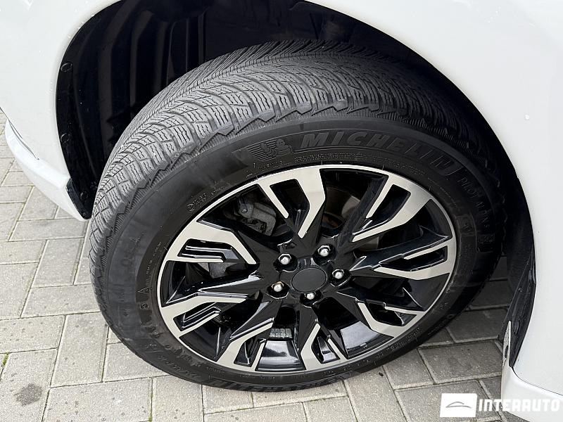 Mitsubishi Outlander 19 mitsubishi outlander 2018