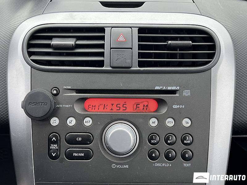 Suzuki Splash 9 suzuki splash 2010