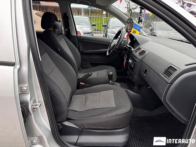 Skoda Fabia 5 skoda fabia 2005