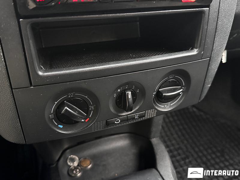 Skoda Fabia 12 skoda fabia 2005