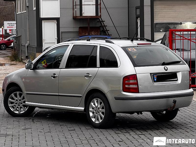 Skoda Fabia 4 skoda fabia 2005