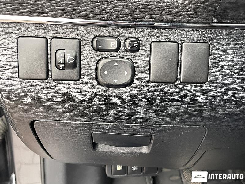 Toyota Avensis 8 toyota avensis 2009