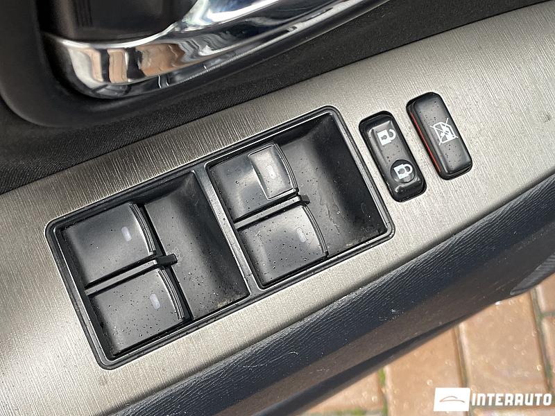 Toyota Avensis 5 toyota avensis 2009